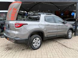 FIAT - TORO - 2017/2018 - Cinza - R$ 89.900,00