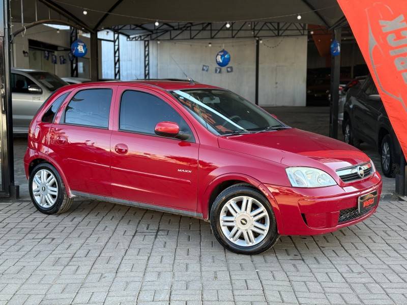 CHEVROLET - CORSA - 2009/2010 - Vermelha - R$ 29.900,00