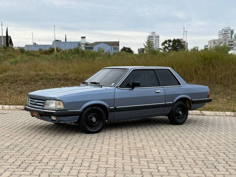 FORD - DEL REY - 1988/1988 - Azul - R$ 13.900,00