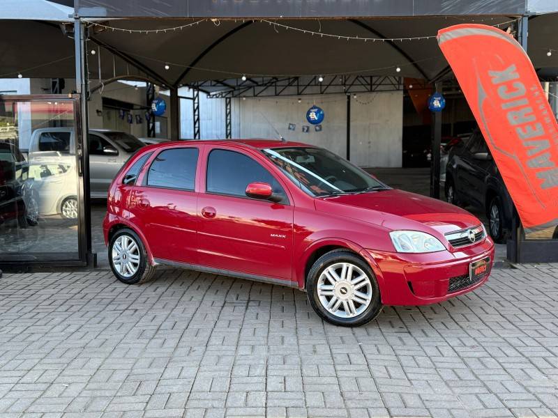 CHEVROLET - CORSA - 2009/2010 - Vermelha - R$ 29.900,00