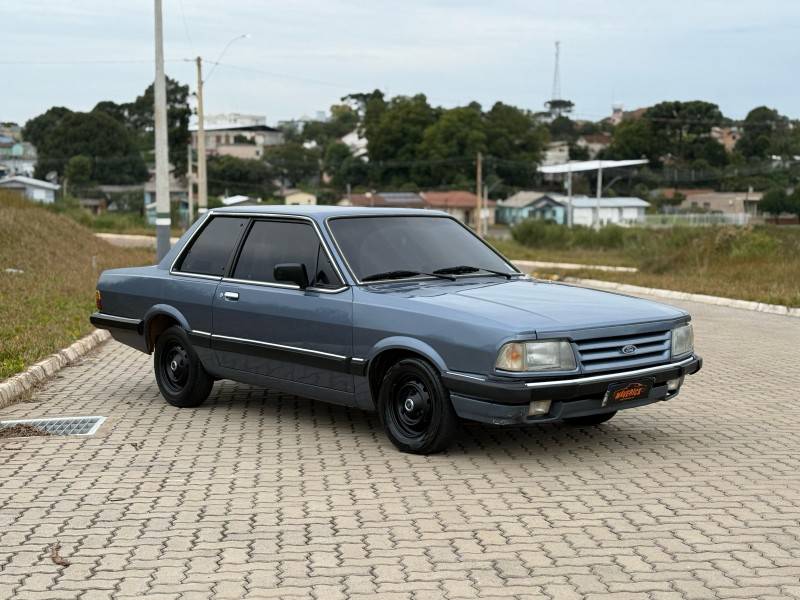 FORD - DEL REY - 1988/1988 - Azul - R$ 13.900,00